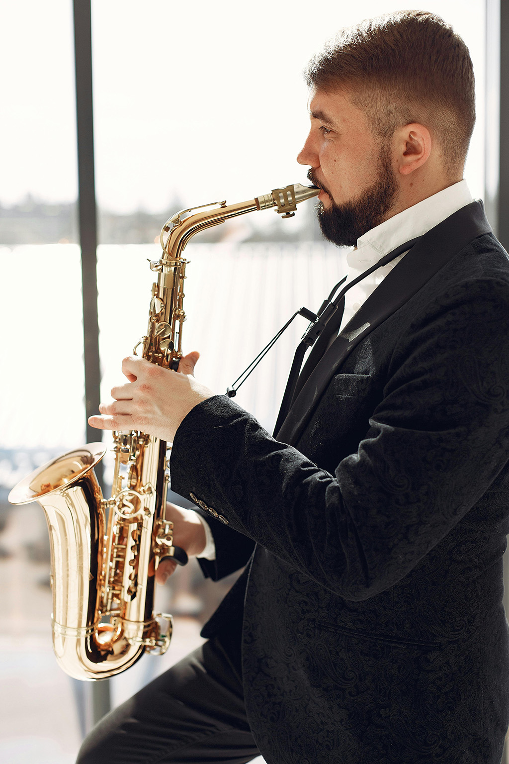 Illustration — Saxophone